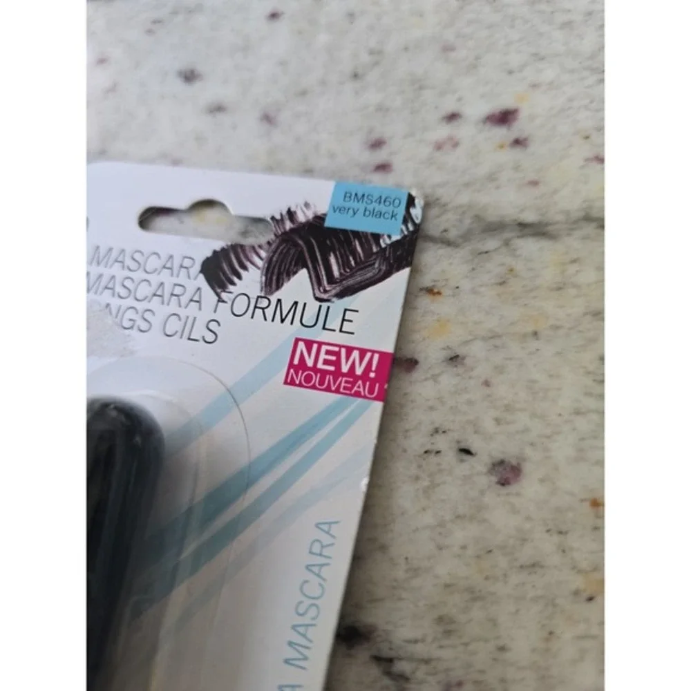 Mascara LA colors very black‎ new in package